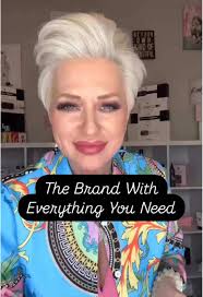 Crea el Look Perfecto con Ofir: Belleza sin Edad