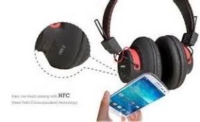 How To Clean Over Ear Headphones Correctly Headphones How To Clean Headphones Bluetooth Headphones