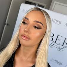 Amber West Makeup Artistry (@amberwestmakeupartistry) • Facebook