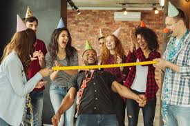 Per i giochi non è facile. 5 Idee Divertenti Che Non Possono Mancare Alla Festa Donnad
