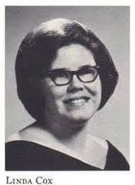 Linda Brown Turner, 67, died at home under the care of Hospice Savannah,  surrounded by family. She was born and raised in Savannah, GA. She  graduated from Savannah High School in 1970.