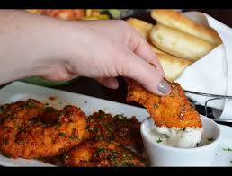 Spicy Calabrian Chicken W Gorgonzola Sauce Breadsticks Olivegarden Spicy Calabrian Chicken Recipe Finger Food Appetizers No Cook Appetizers