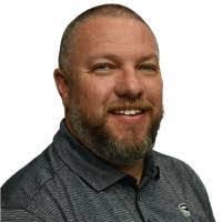 Jake Sandefur's Instagram, Twitter & Facebook