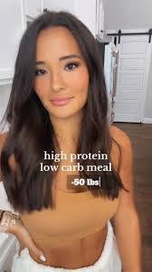 Gina Essary's Instagram, Twitter & Facebook