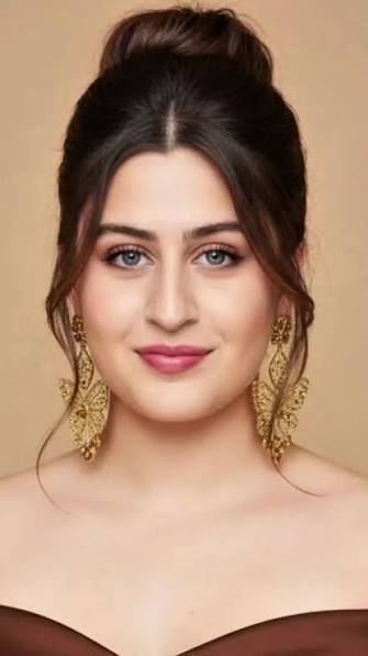 Vera Bedi Instagram | TikTok