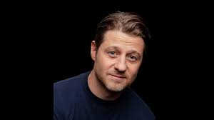 Ben McKenzie Completes Cast of Grand Horizons