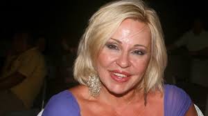 Στη συνέχεια μίλησε και για τη δική της συμμετοχή στη eurovision. Mpessy Argyrakh H Eurovision Oi Plastikes Epembaseis To Pro3enio Ths Efhs Sarrh Kai O Megalos Kahmos Ths