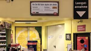 Bis wann paket abgeben dhl? Rot Gelbe Koalition So Macht Rewe Seine Supermarkte Zu Dhl Paketabholstationen Supermarktblog