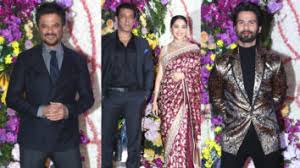 Javed jaffrey family with parents, wife, son, daughter, brother & sister hello friends welcome to hello friends comedy movies of javed jaffrey are amazing must watch some comedy scenes of. Javed Jaffrey Latest Bollywood News Top News Of Bollywood Bollywood Hungama