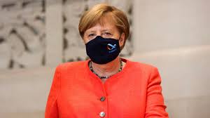 Angela dorothea merkel in biographical summaries of notable people. So Hat Man Die Kanzlerin Noch Nie Gesehen Merkel Mit Maske B Z Berlin
