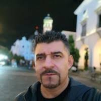 70+ perfiles de «Elio Morales»