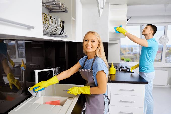 5 REASONS TO HIRE A PROFESSIONAL HOUSE CLEANING SERVICE - Spencer Cleaning
