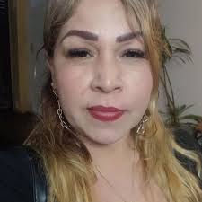 Ayúdanos a que Edith Bolaños Cacho regrese a casa, 2 niñas le esperan.  Relato de su desaparición: La última vez que supieron de ella fue a retirar  un dinero a Oxxo en #