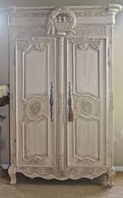 Il vecchio scrigno ereditato, con rifiniture quasi completamente consumate, deve essere sempre. Shabby Chic Tutto Cio Che C E Da Sapere Per Arredare Senza Errori