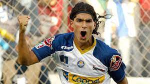Uno de los futbolistas nomadas mas celebres, abreu tiene casi tantos equipos en su portafolio como años de profesional, con casi 30 equipos en los que ha reg. All The Mexican Teams That Sebastian El Loco Abreu Went Through Ruetir