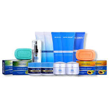 It also removes any spots from your face even if they are deep in your skin. Royal Expert Smooth Clear Skin Lightening Cream Set Shopee Malaysia