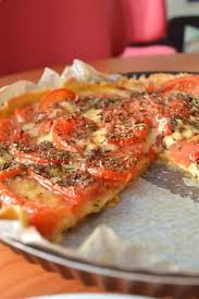 La Tarte Aux Tomates Recette Qui Deborde De Fromage En Hommage A Lenfance De Margaux Mais Surtout Au Beau Soleil Du M Tarta De Tomate Comida Alimentos Sanos