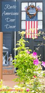 Hand stained and hand painted pine wood round. Rustic Americana Front Door Decor The Ultimate Red White And Blue Round Up The How To Home