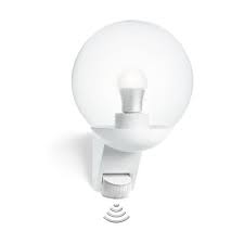 Applique Avec Detecteur De Mouvement Exterieure E27 Max 60w Blanc L585 Steinel En 2020 Detecteur De Mouvement Luminaire Exterieur Luminaire