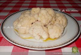 Il cavolfiore biologico si presta ad essere cucinato nei modi più svariati, con questo versatile ortaggio è veramente difficile sbagliare; Cavolfiore All Aceto