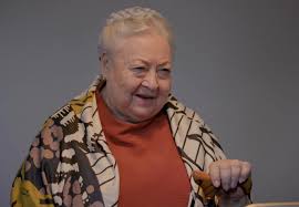 Nálunk mindig van mit nézni, amikor és ahol csak te akarod. A Keresztanyu Ismet A Nezettsegi Toplista Elen Markamonitor