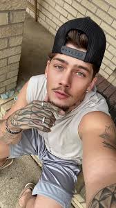 Never Been to The Mason Dixie Kidd G Lyrics