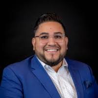 Allan Erazo's Instagram, Twitter & Facebook