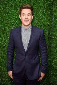 Adam Devine Adam Devine Mtv Movie Awards Cute Actors