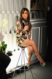 The series debuted on march 11, 2012. Paula Farsi In High Heels Picture Of Paula Tumala High Heels Are A Type Of Shoe In Which The Heel Is Significantly Higher Off The Ground Compared To The Toes