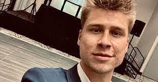 Joel Hawk's Instagram, Twitter & Facebook