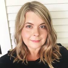 Dara Carson (@DaraCarson)