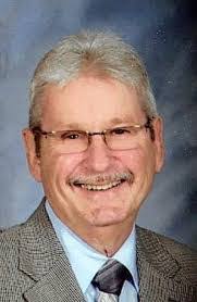 Leonard Hooker's Instagram, Twitter & Facebook