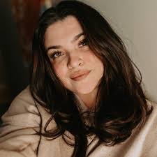 Chelsea Peeples's Instagram, Twitter & Facebook