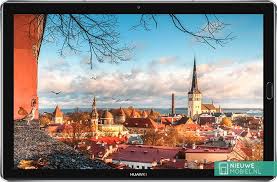 The mediapad m5 and m5 pro run android 8.0 oreo (while the tab 4's are stuck on android 7.1), but huawei skinned the slates with its emui 8.0 software, which is a little over the top. Huawei Mediapad M5 Pro Alle Preise Spezifikationen Und Bewertungen