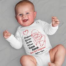 Anneler için hediye seçeneği çok fazla ve hediye alacaklar bu sayede hiç zorlanmadan annelerine verebileceği güzel hediyeler bulabiliyorlar. Anneye Dogum Gunu Hediyesi Baskili Bebek Zibini Birdunyahediye Com