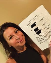 Erin Freeland's Instagram, Twitter & Facebook