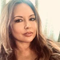 20+ "Laurel Hunter" profiles