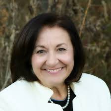 What is a good restaurant for Thanksgiving dinner for 13 family members in  Marco Island, Florida or Naples?