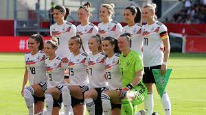 Als fußballerin des jahres wird in deutschland jährlich eine spielerin als herausragende der saison geehrt. Deutscher Kader Der Frauen Wm 2019 In Frankreich Die 23 Spielerinnen Eurosport