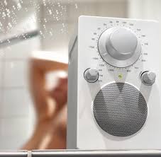 Das radio im badezimmer, die musik fürs bad, das duschradio oder auch einfach nur bad radio gehören schon seit jahren zur ausstatung eines gut gepflegten haushalts. Neue Medien Das Radio Von Heute Ist Von Gestern Welt