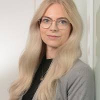 9 "Vanessa Hübert" profiles