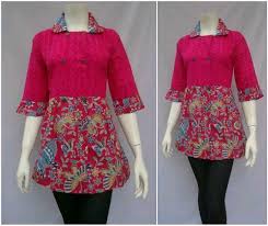 Trend model baju gamis batik jumputan akan terus berkembang seiring dengan perkembanag fashion dan pilihan modelnya juga semakin banyak dengan desain yang modis dan trendy. Blus Batik Wanita Modern Batik Wanita Model Pakaian