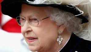 Sobrevivientes del Holocausto serán honrados en año nuevo por la reina  Isabel II