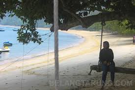 Pulau pangkor adalah sebuah pulau yang cantik dan menjadi pilihan pelancong untuk pergi bercuti. Aktiviti Menarik Di Pantai Pasir Bogak Pulau Pangkor Travel Food Lifestyle Blog By Mizan Outdoor Beach Water