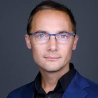 800+ "Vincent Der" profiles