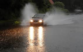 Der warnstatus für region hannover wird fortlaufend vom deutschen wetterdienst aktualisiert. Gewitter Unwetter Wutet Mit Blitz Und Hagel In Niedersachsen Www Sn Online De