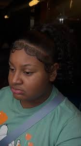 Who's available today for this style? I need an appointment before 3pm