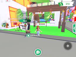 The pet you get will depend on what you hatch, while certain events also offer different pets. Wie Bekommt Man In Roblox Adopt Me Free Frost Dragon Spiele Und Gaming Trade Shadow