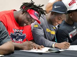 College Football National Signing Day Winners And Losers Just wondering if anyone has heard any news about whether the commitment dates for colleges for the class of 2024 might be changed in light of so many campuses being closed to visitors. college football national signing day