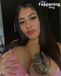 itzcatherineee  babesxoxocc  itzcatherinee Nude Leaks OnlyFans Photo 1 |  TheFappening